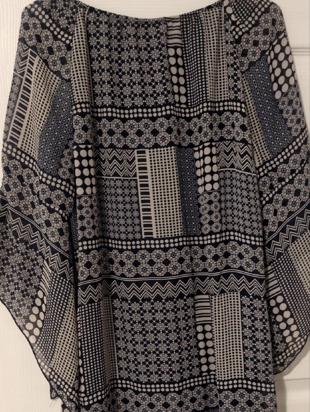 Tribal Navy and White Geometric Print Tunic - Picture 11 of 12